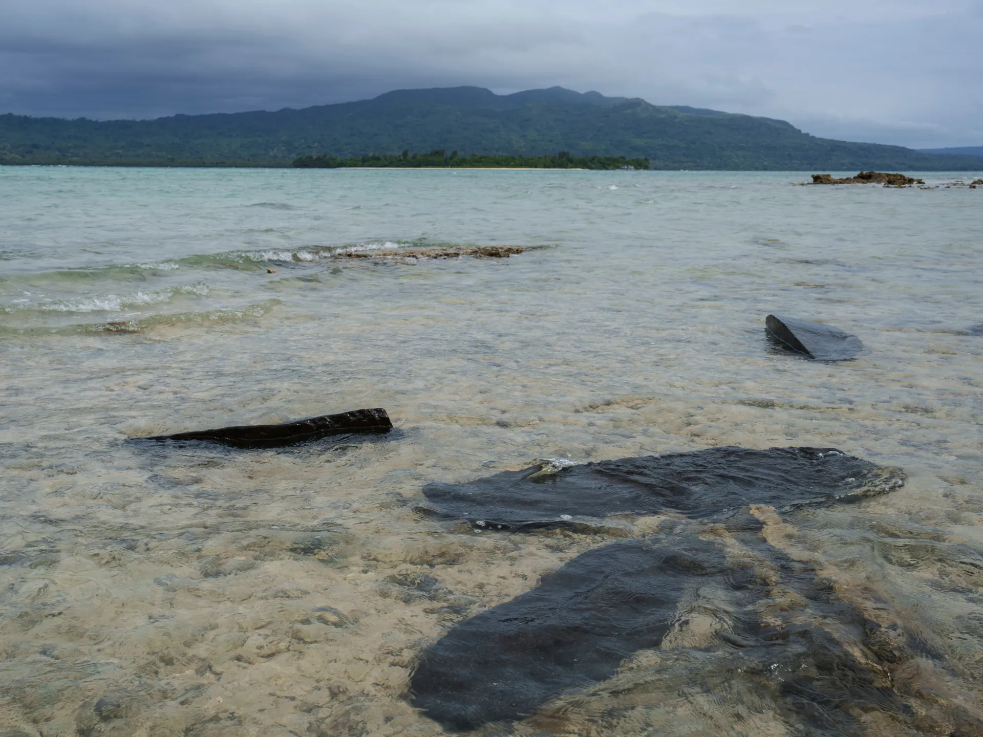 Eine Tote und mehr als 30 Vermisste nach Fährunglück in Vanuatu, teilt Premierminister mit