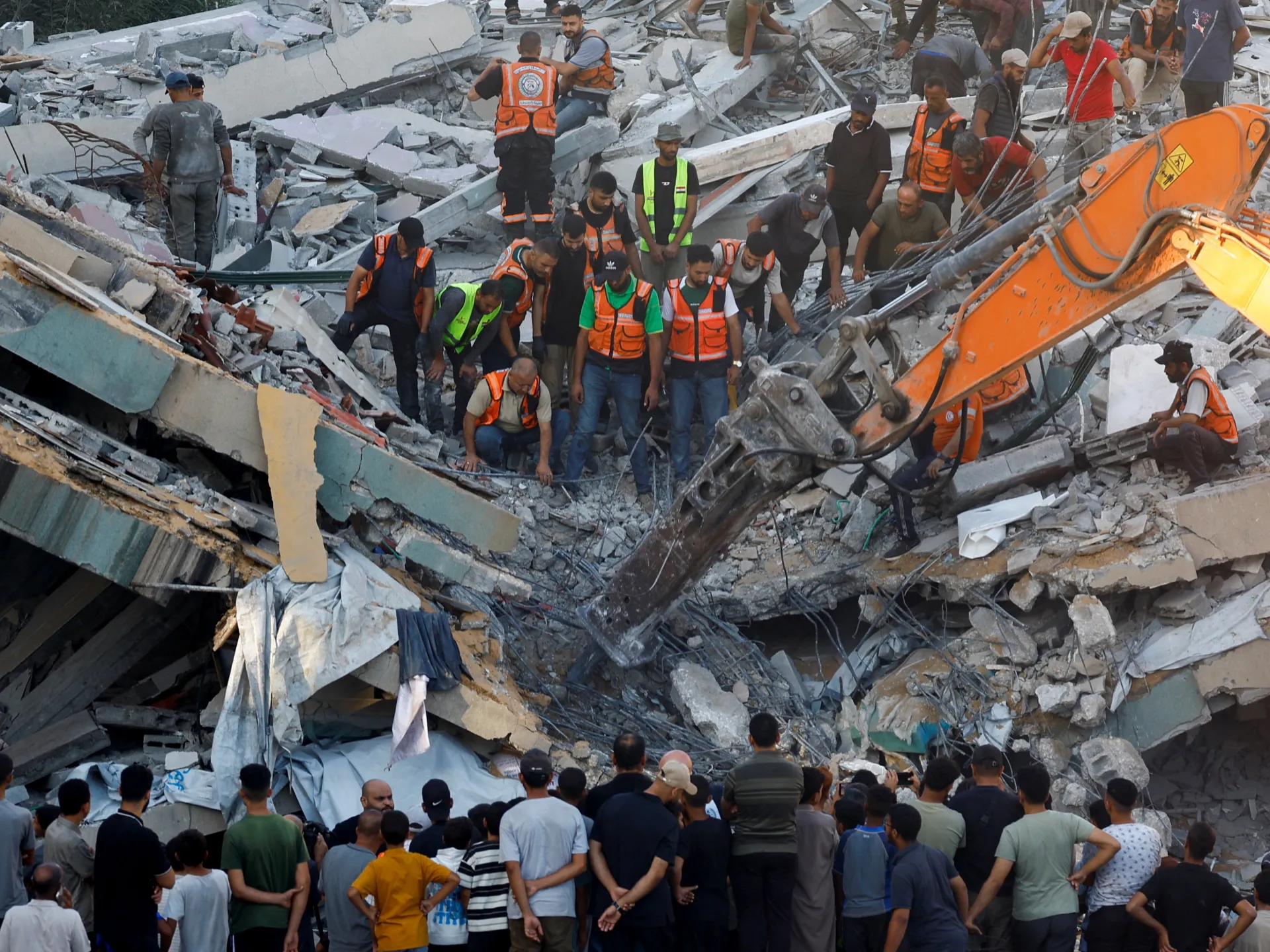 Eingestürztes Gebäude im Gazastreifen