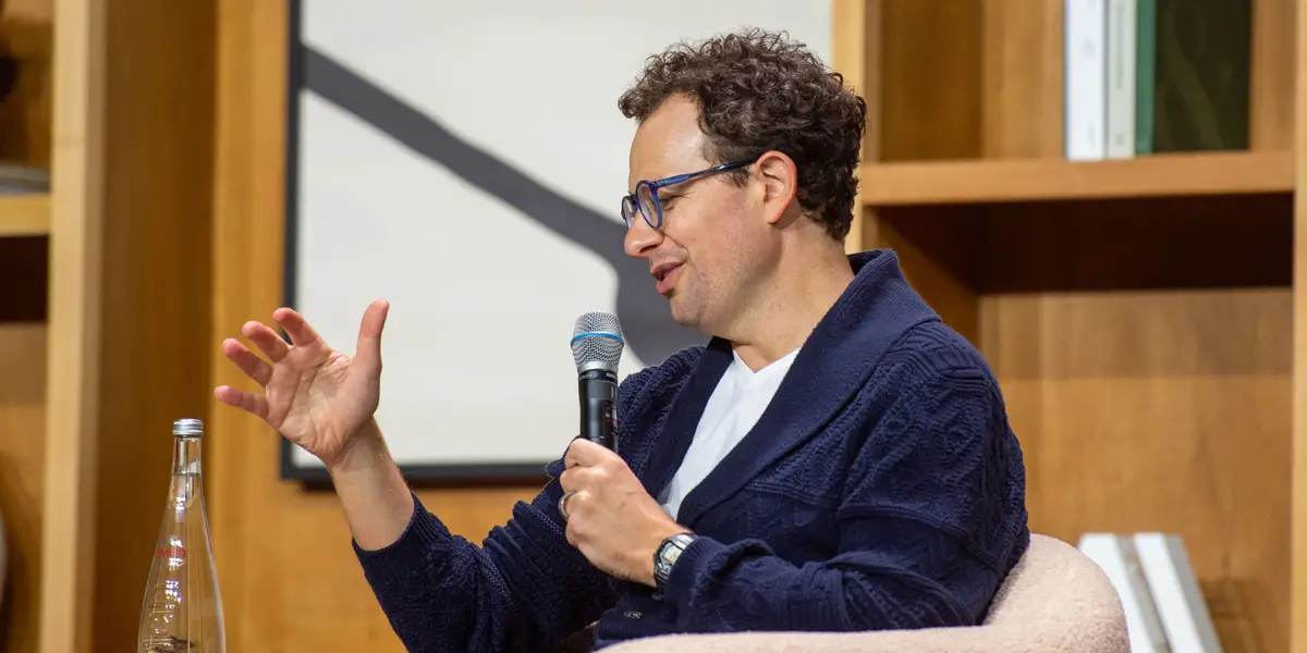 Dario Amodei sagt, OpenAI-Hacking-Vorfall habe ihn überzeugt, dass KI verlangsamt werden muss