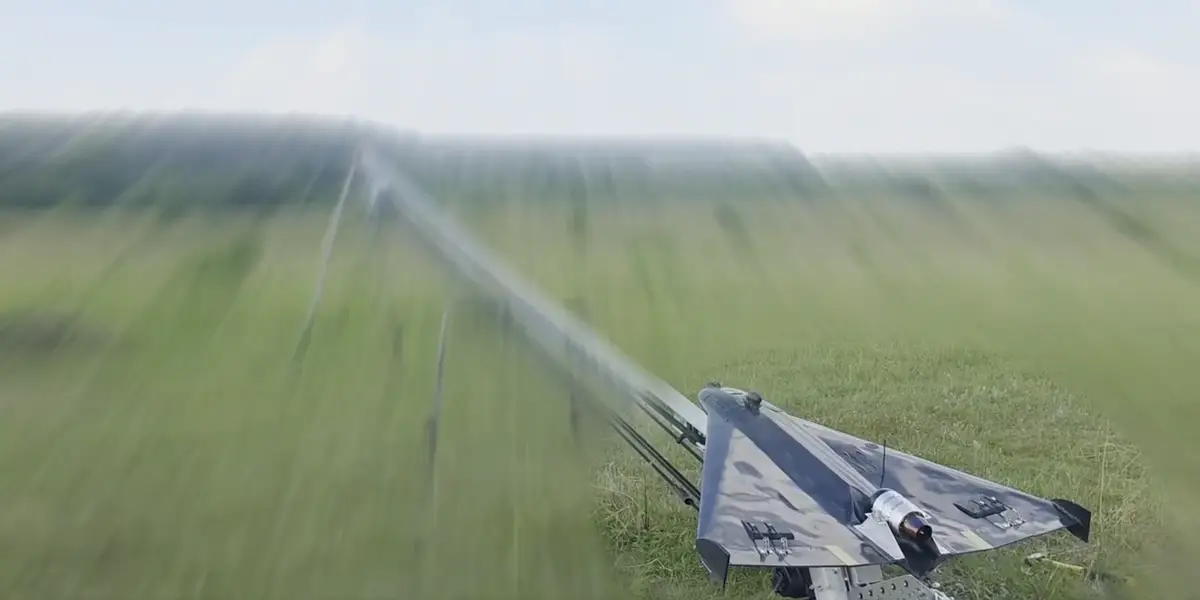 Start einer ukrainischen Abfangdrohne von einem Katapult