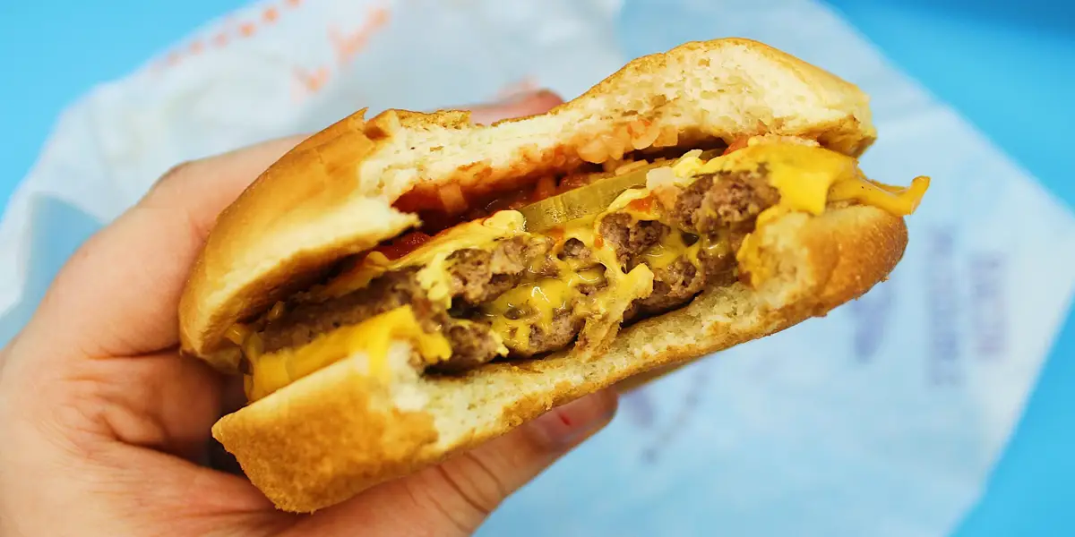 Doppel-Cheeseburger im Test und Ranking