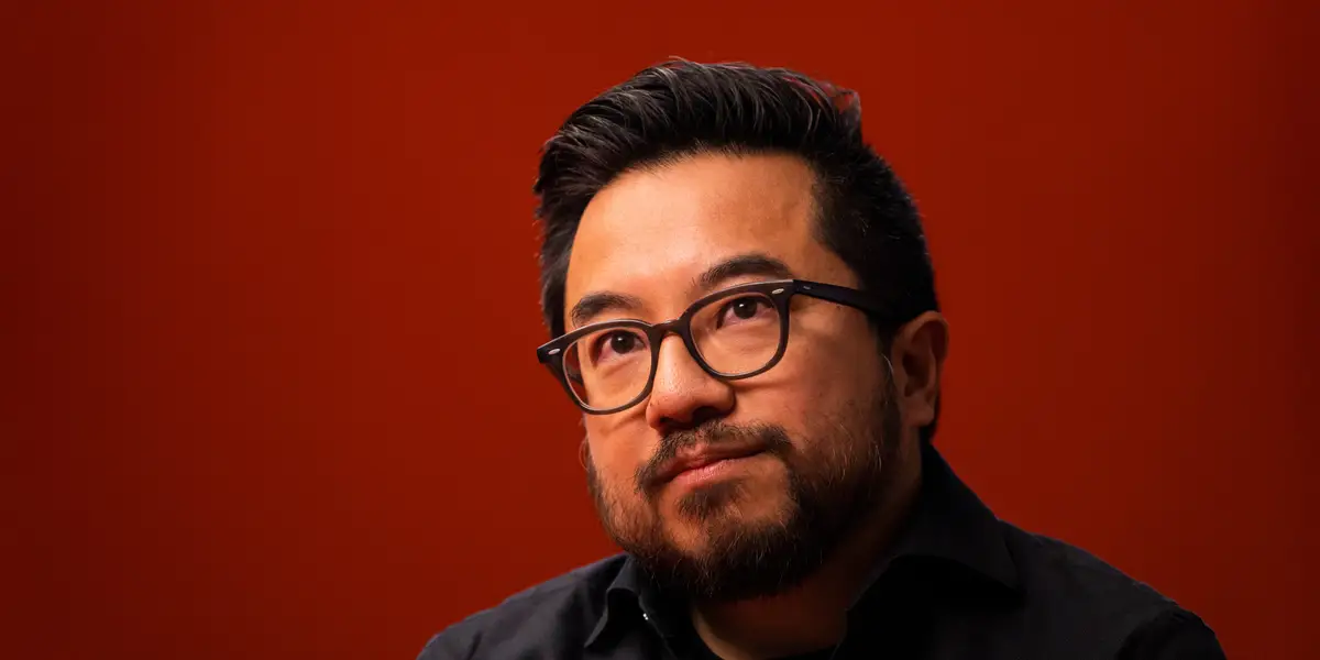 „Ich habe auch Terminator 2 gesehen“: YC-Chef Garry Tan hält Hollywood-Ängste vor KI für ablenkend