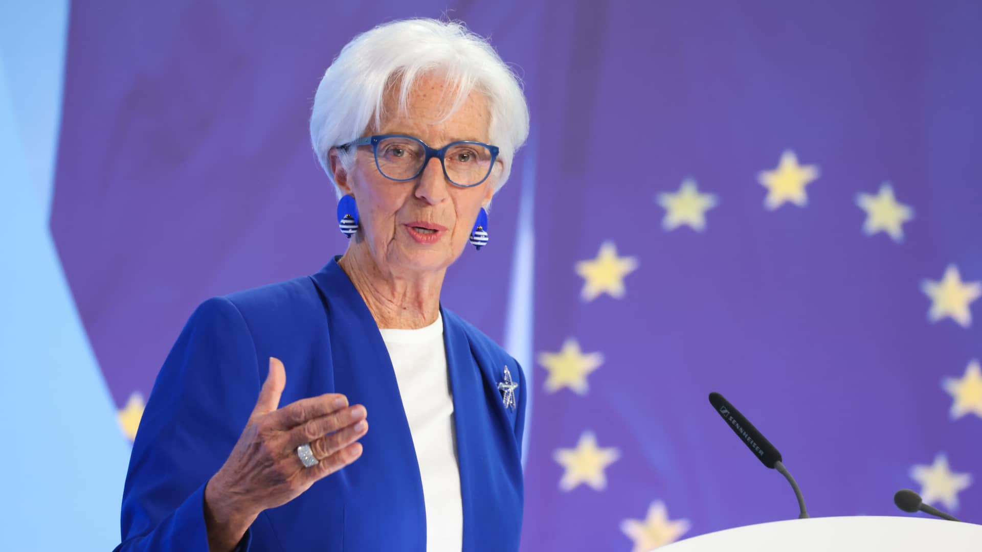 Europäische Zentralbank erhöht Leitzins auf 2,5 Prozent wegen Inflations- und Wachstumsrisiken
