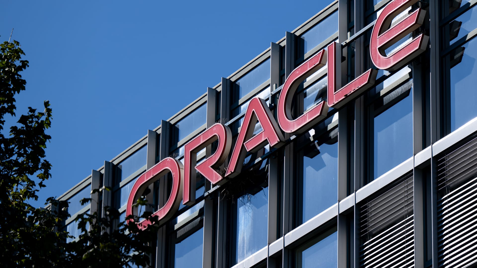 Oracle-Aktie springt nach starkem Quartalsergebnis und verdoppelten Cloud-Erlösen um 7 % nach oben