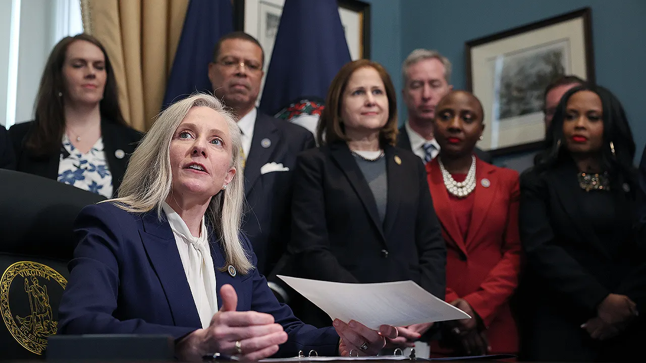 Gouverneurin von Virginia, Abigail Spanberger, macht Youngkins Pläne zum Schutz des Mädchensports heimlich rückgängig