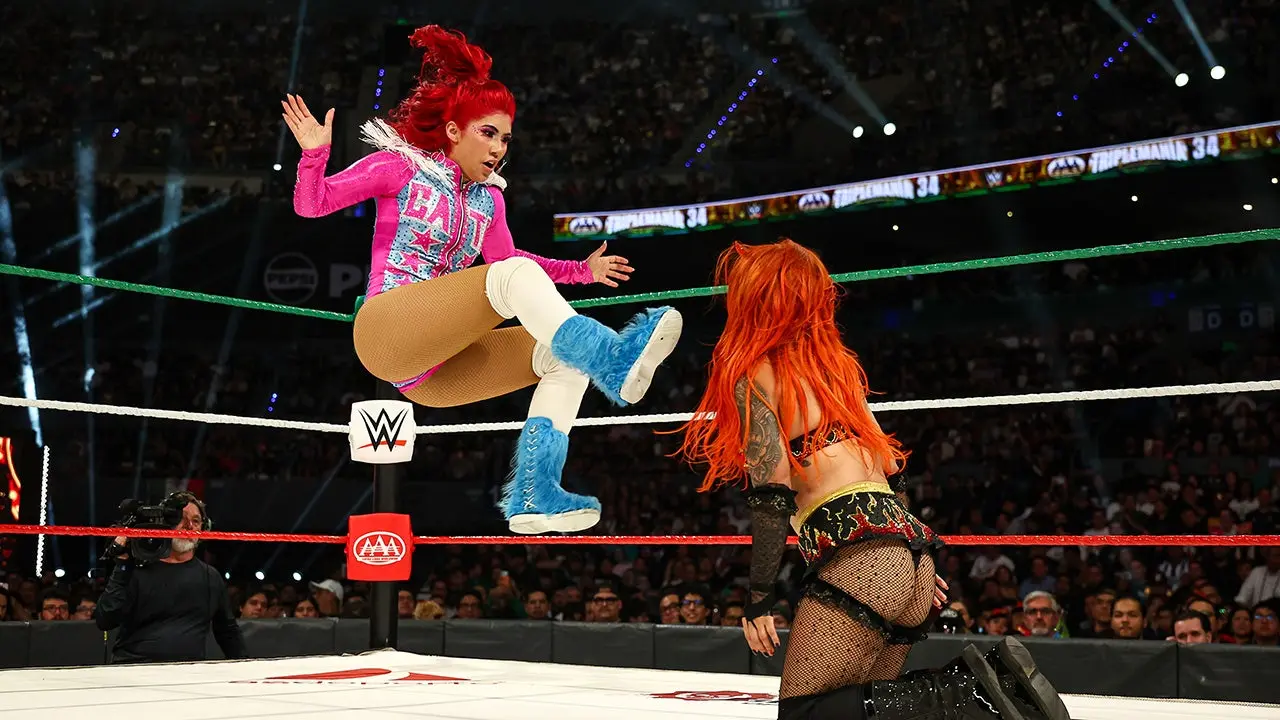 La Catalina beendet Flammers 1.128-Day-Regentschaft als AAA Reina de Reinas Champion bei Triplemania 34