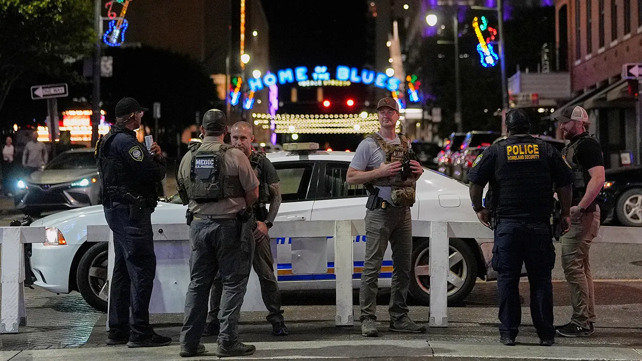 Memphis-Mutter sagt, Trump habe Frieden auf die Straßen gebracht, während demokratischer Staatsanwalt Task-Force-Aufsicht bekämpft