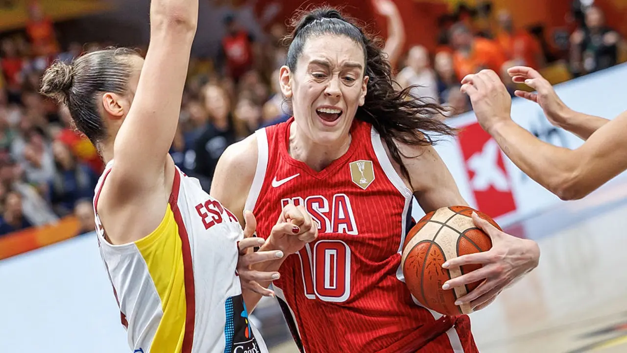 Team USA übersteht Spanien-Schrecksekunde mit Schlussspurt und erreicht FIBA-Weltcup-Finale der Frauen